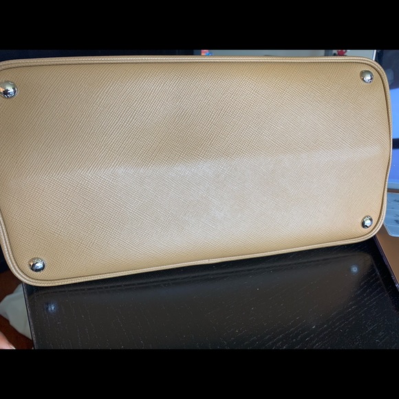 Prada Saffiano Flap Satchel - Picture 4 of 13